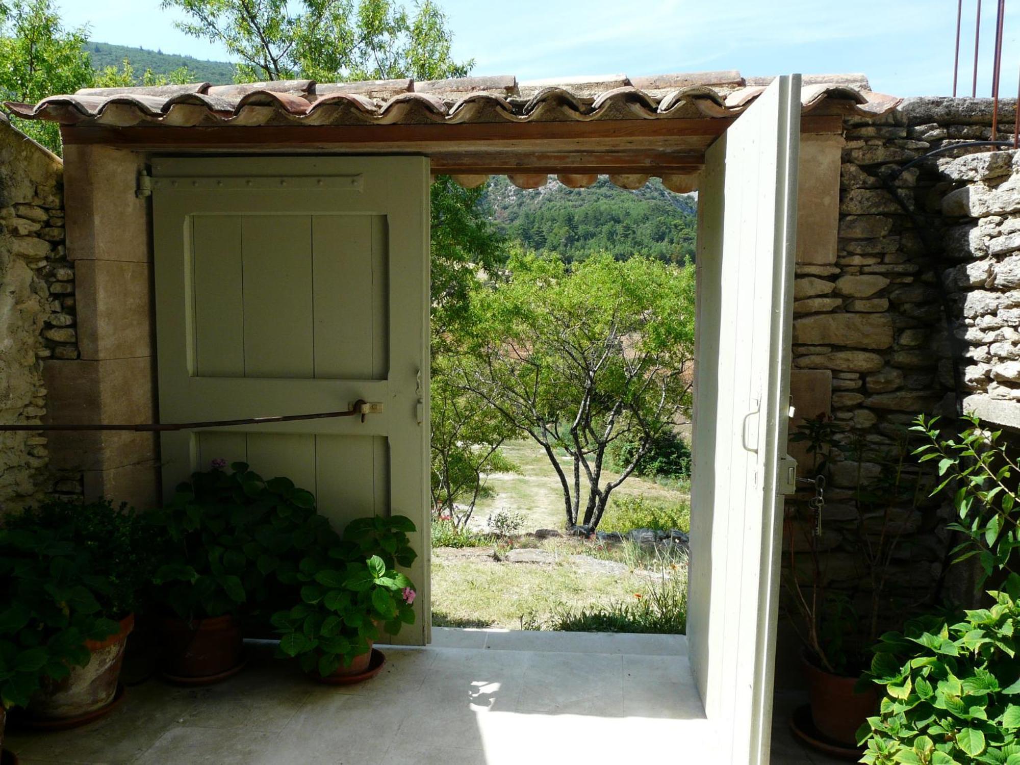 Villa 19Th Century Provencal Mas With Pool In Provence In The Luberon, Sleeps 6 Lacoste  Exterior foto